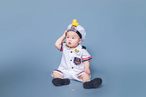 沂南宝宝老摇头怎么回事