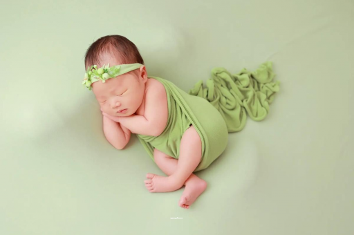 沂南孕妇家中站立分娩